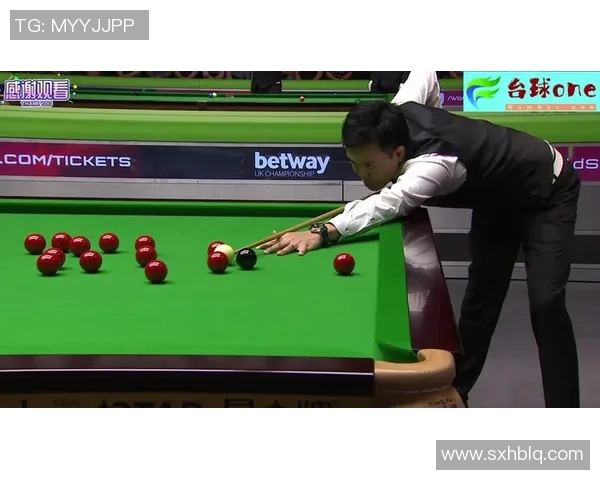 丁俊晖与梁文博赛后精彩对话回顾与比赛心得分享